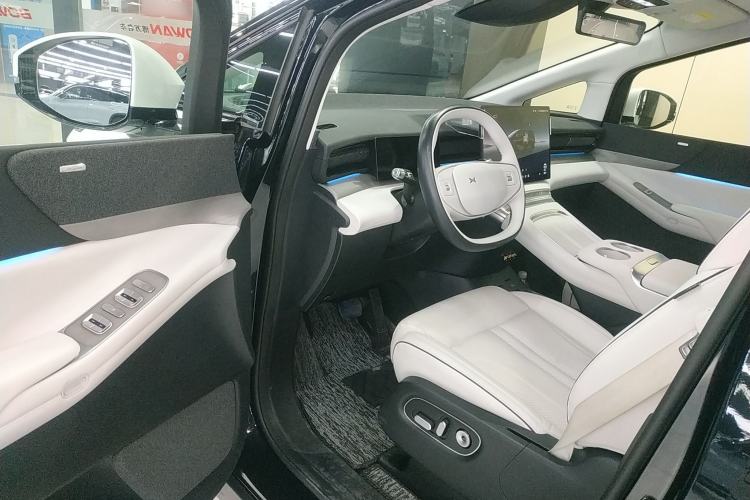 Used XPeng X9 2024 610 Long-Range Pro