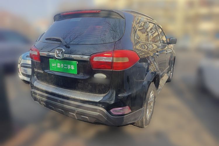 Used JMC Yusheng S350 2013 2.0T Manual Two-Wheel Drive Gasoline Ultra-Luxury 5-Seater
