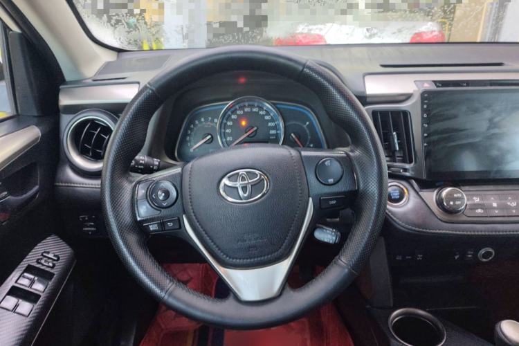 Used Toyota RAV4 2015 2.0L CVT Four-Wheel Drive New Edition
