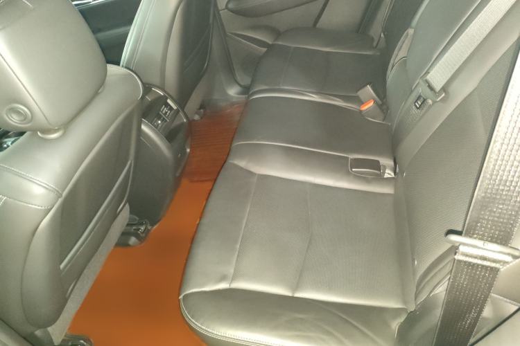 Used Cadillac XT5 2020 Revised Version 28T Luxury Edition Interior 4