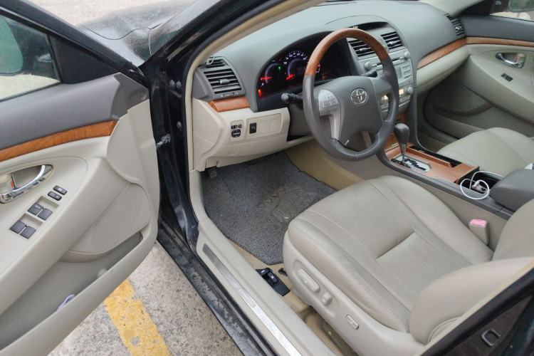 Used Toyota Camry 2012 200G Classic Luxury Edition