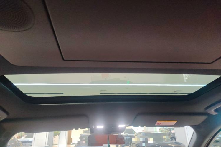 Used Li Auto L8 2025 Ultra Smart Refreshed Edition
