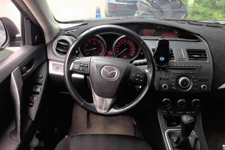 Used Mazda 3 2011 Sedan 2.0L Manual Sport Model
