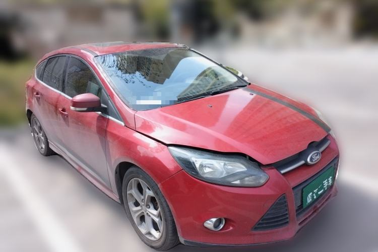 Used Ford Focus 2012 Hatchback 2.0L Manual Luxury Sport Model
