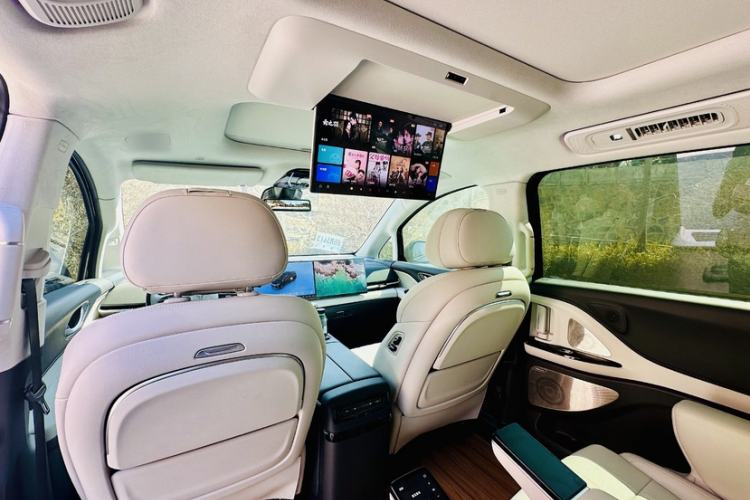 Used VOYAH Dream 2025 PHEV Four-Wheel-Drive Flagship Kunpeng Edition
