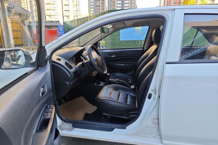 Used Geely Auto Diamond 2016 1.5L Manual Entry-Level Trim
