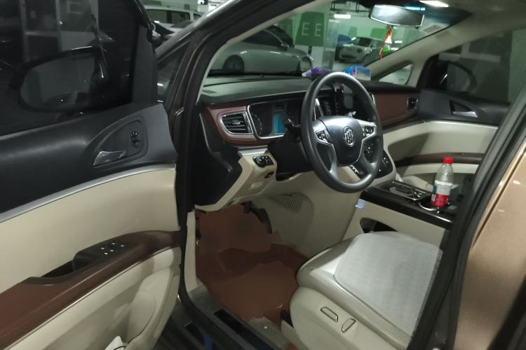 Used Buick GL8 2018 28T Comfort Model China VI Standard Driver Seat