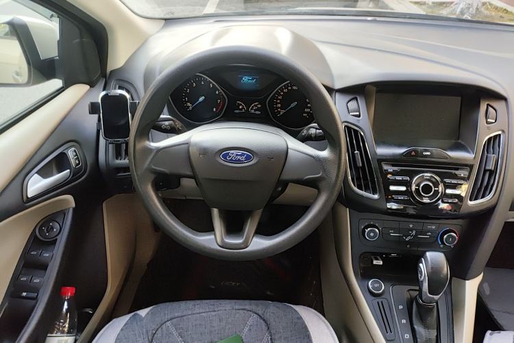 Used Ford Focus 2017 Sedan 1.6L Automatic Comfort Plus SmartDrive Edition
