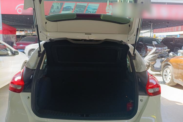 Used Ford Focus 2015 Hatchback 1.6L Automatic Fashion Edition