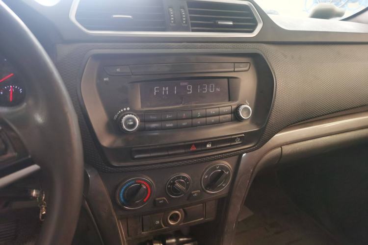 Used Great Wall Wingle 5 2017 2.0T European Version Diesel Two-Wheel Drive Advanced Large Double-Cab GW4D20E