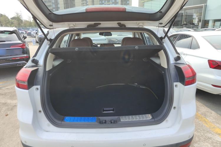 Used Geely Auto Emgrand X7 Sport 2016 1.8TD Automatic ZhiZun Version