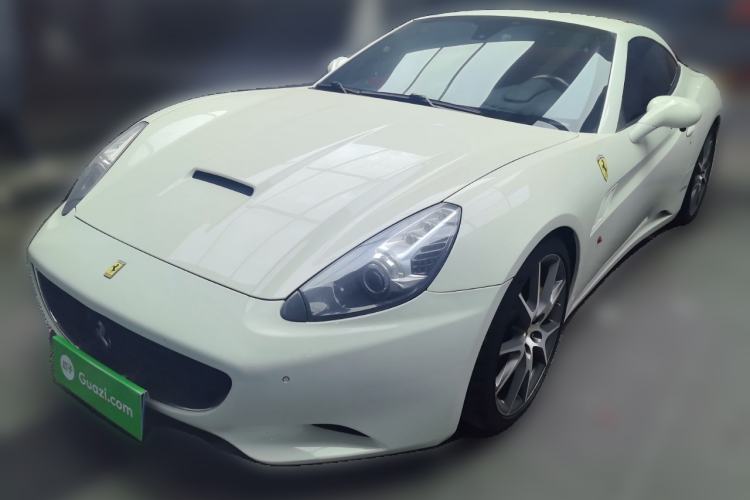 Used Ferrari California T 2012 4.3L Standard Edition