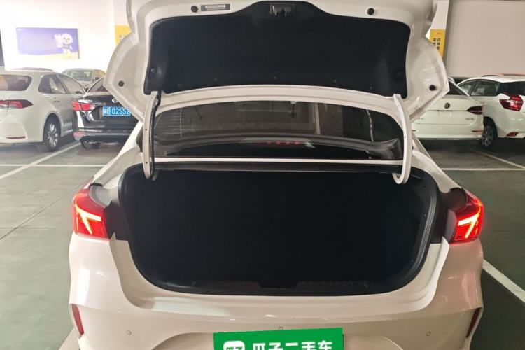 Used CHANGAN Eado 2023 Changan Edition PLUS Blue Whale NE 1.4T GDI DCT Prestige Version
