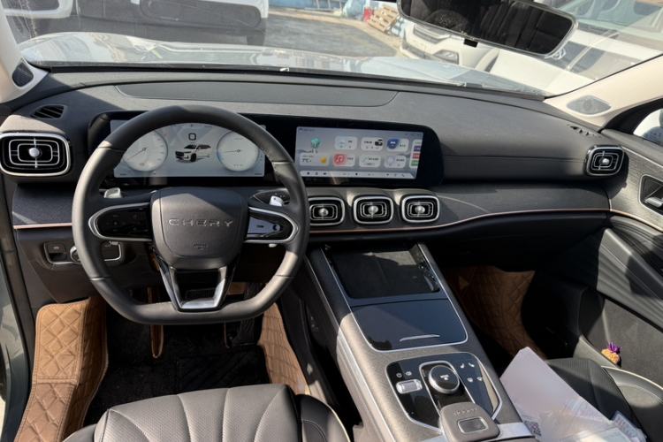 Used Chery Tiggo 9 2023 2.0T Dual-Clutch Two-Wheel Drive Leading Edition 5 Seats
