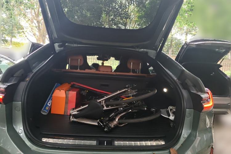 Used Nio ES6 2020 610 km Performance Version Trunk