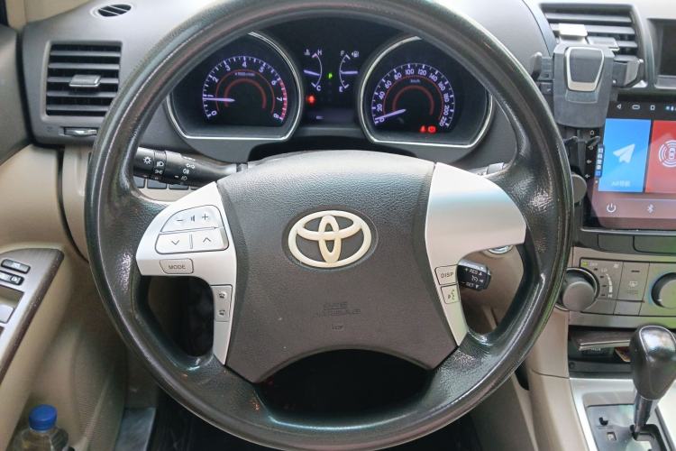 Used Toyota Highlander 2012 2.7L 2WD 5-Seater Elite Edition
