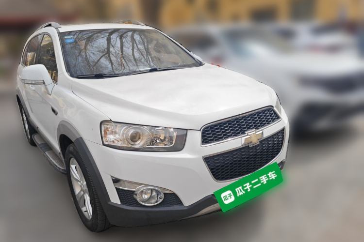 Used Chevrolet Captiva 2012 2.4L 4x4 Flagship Edition 7 Seats

