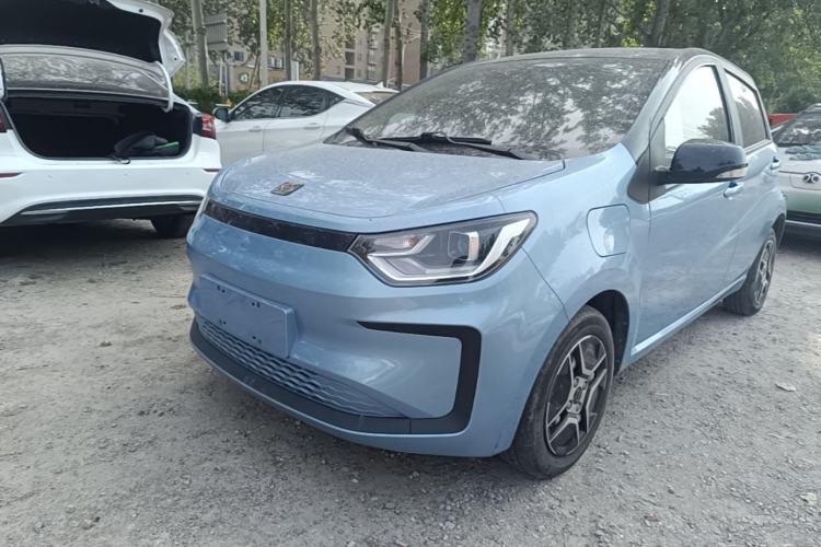 Used SOL E10X 2021 302 km Range Fashion Edition 31.4 kWh Front Left 45 Deg