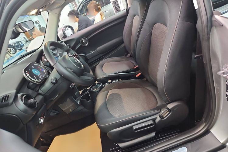 Used MINI MINI 2023 1.5T ONE