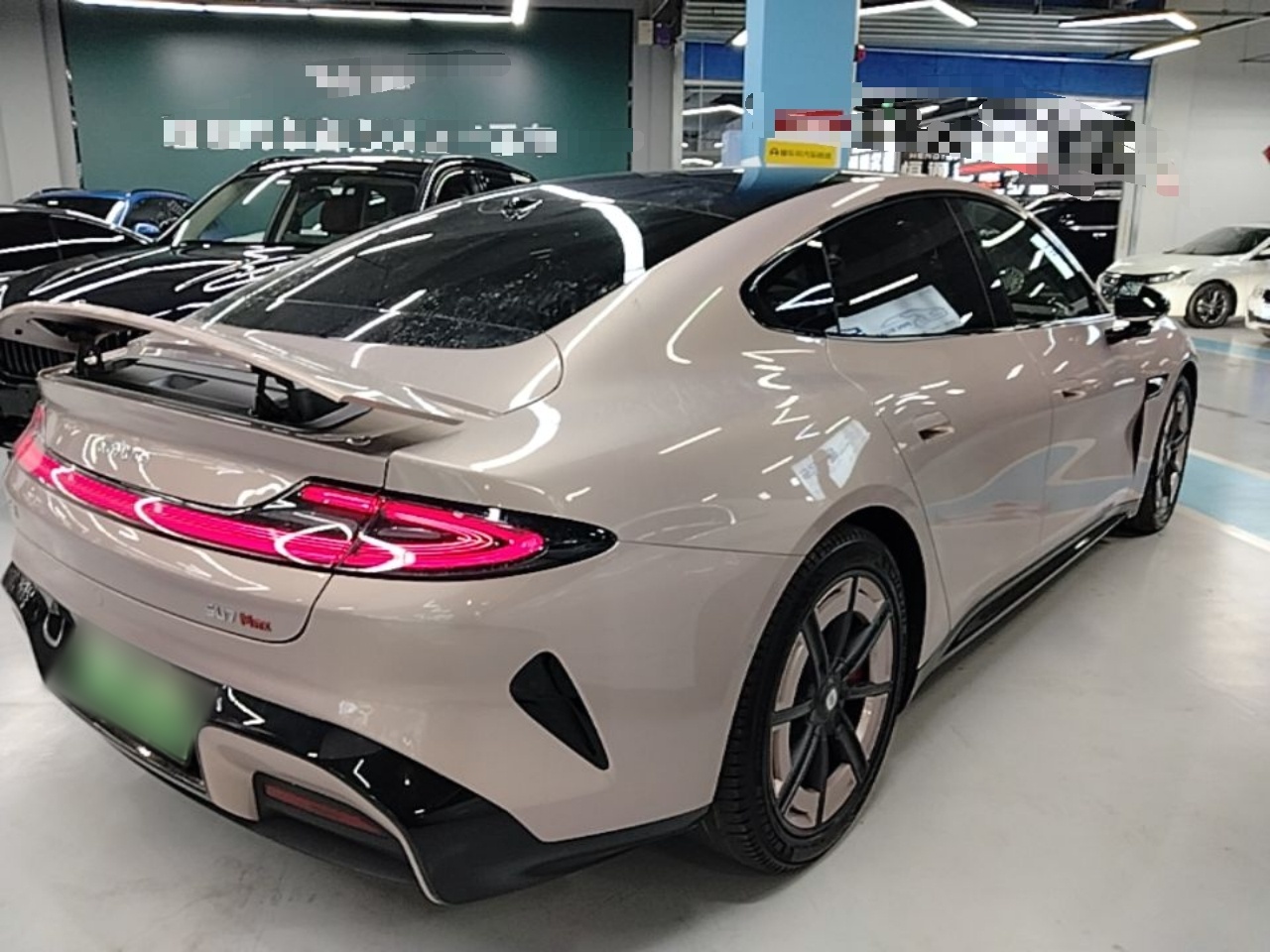Xiaomi Auto SU7 2026 Model Max — снимка 6