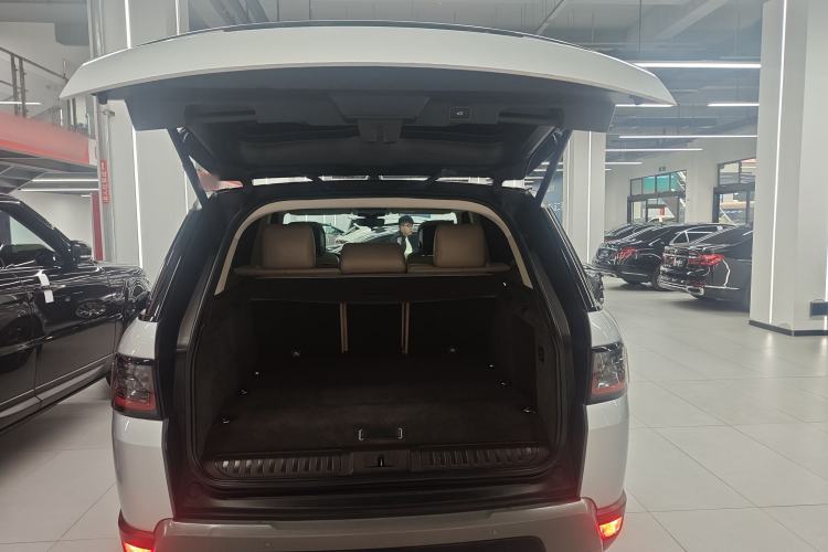 Used Land Rover Range SportNew Energy 2021 P400e SE Trunk