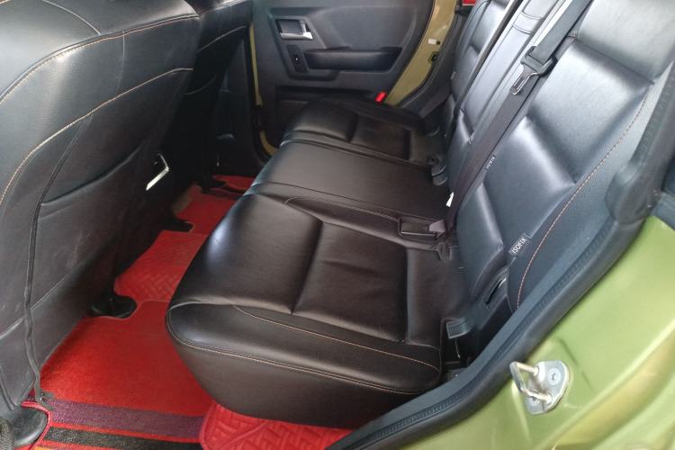 Used BAIC Off-Road BJ40 2016 40L 2.3T Automatic All-Wheel Drive Premium Edition Left Rear Seat