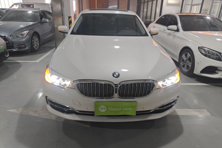 Used BMW 5 Series 2019 Facelifted 530Li Leading Edition Luxury Package Front