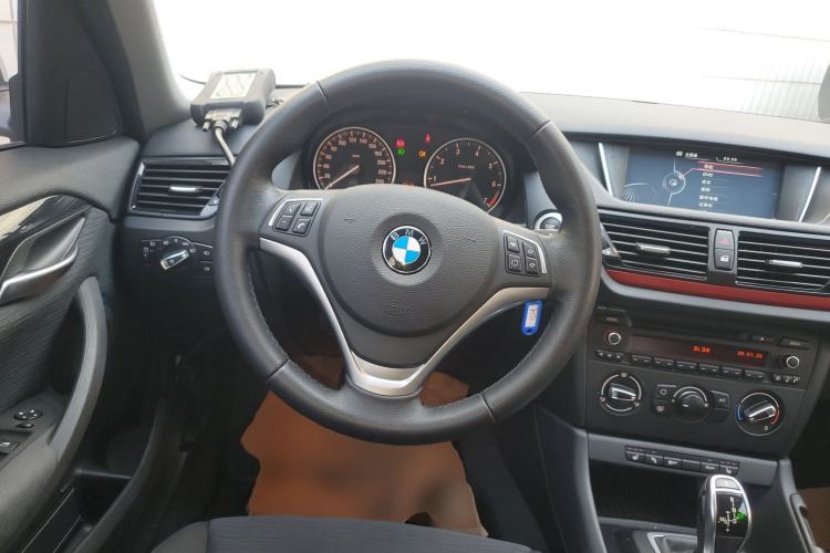 Used BMW X1 2015 sDrive18i Fashion Upgrade Edition