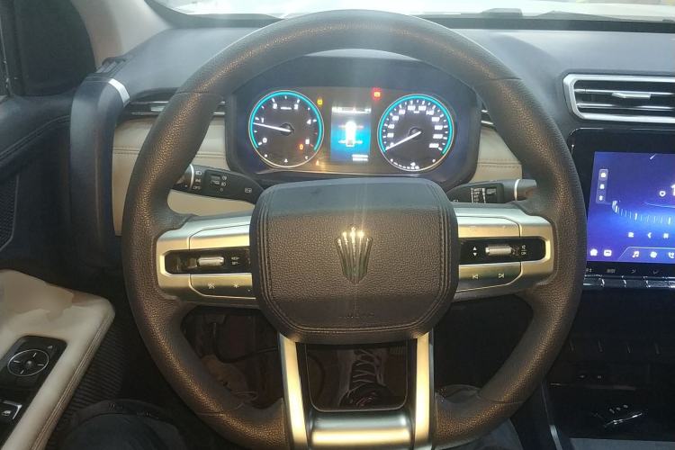 Used JMC DaDao 2023 All-Purpose Model 2.3T Diesel Automatic Two-Wheel Drive Standard Wheelbase Comfort Edition