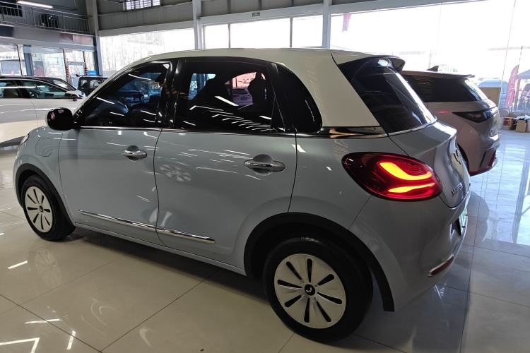 Used Wuling Bingo 2023 410 km Lingxi Deluxe Edition

