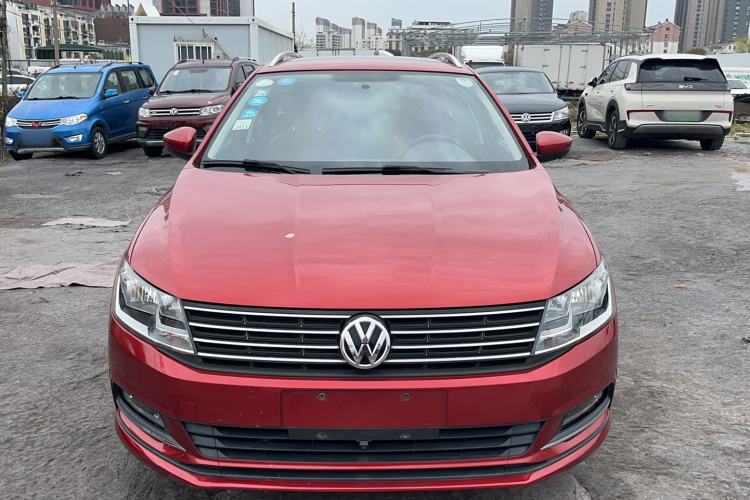 Used Volkswagen Gran Lavida 2015 1.6L Automatic Comfort Edition