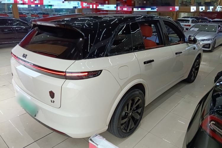 Used Li Auto L7 2023 Air model
