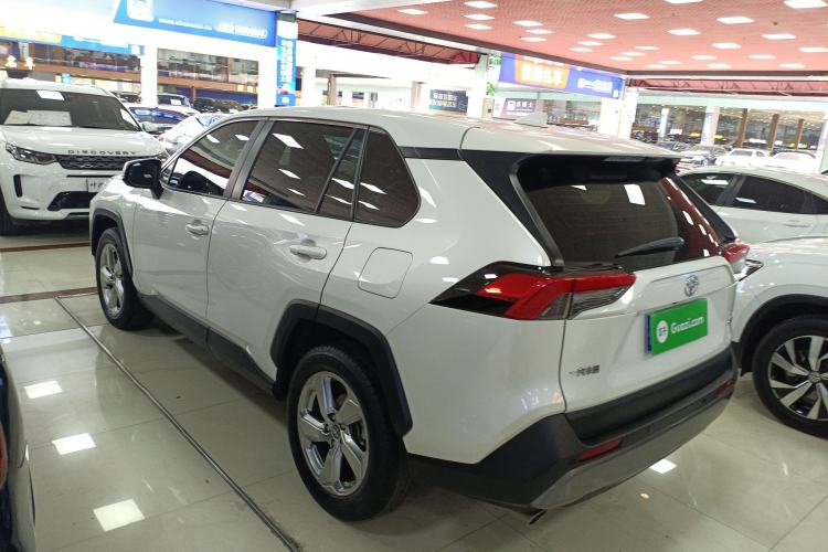 Used Toyota RAV4 2020 2.0L CVT Two-Wheel Drive Fashion PLUS Edition