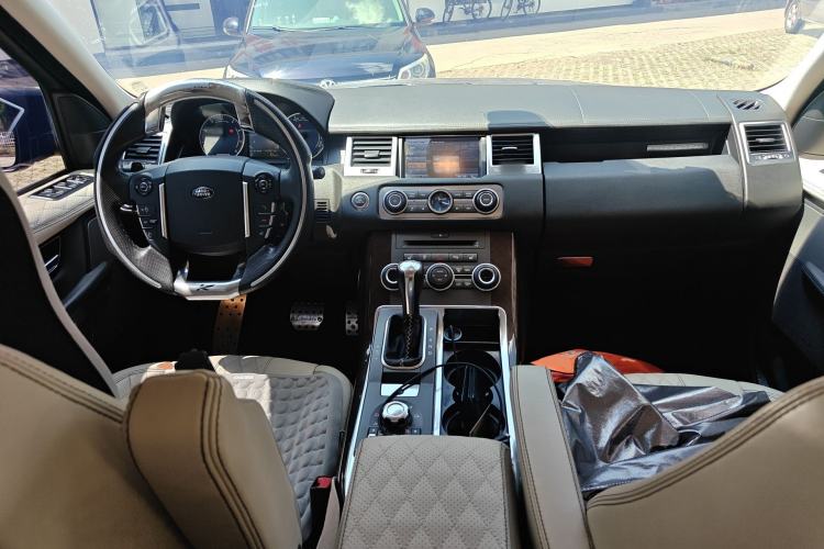 Used Land Rover Range Sport  Center Console