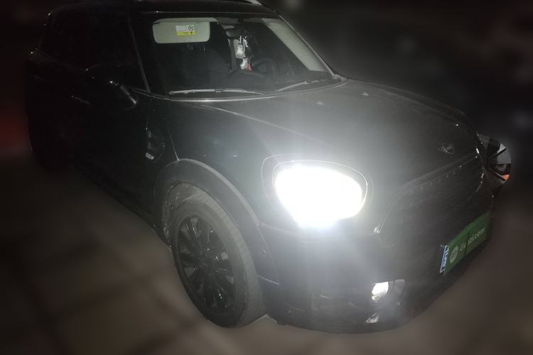 Used MINI Countryman 2018 1.5T COOPER Artist