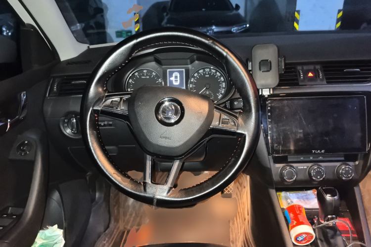 Used Skoda Octavia 2017 1.6L Automatic Smart Drive Edition Steering Wheel