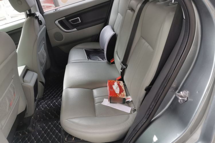 Used Land Rover Discovery Sport 2019 240 PS SE Version China VI Standard