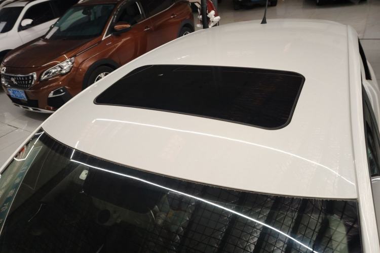 Used Skoda Rapid Spaceback 2016 1.6L Manual Trend Edition Roof