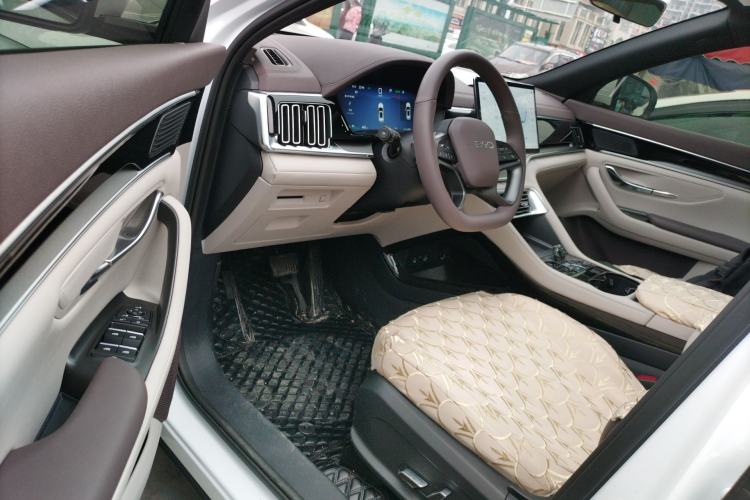 Used BYD Song PLUS New Energy 2025 EV Intelligent Driving Edition 520km Luxury Model Driver Seat