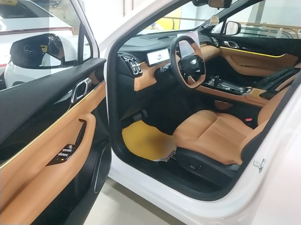 Geely Auto FX11 2025 4th Generation 1.5TD DCT - Shanhe — снимка 18