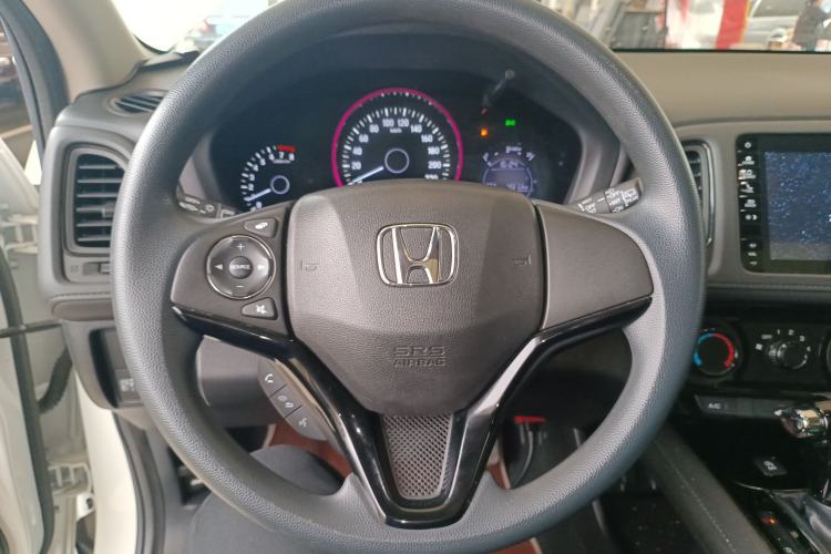 Used Honda Vezel 2020 1.5L CVT Pioneer Edition
