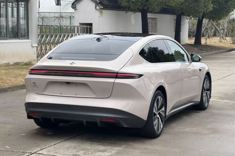 Used Nio ET5 2022 75 kWh
