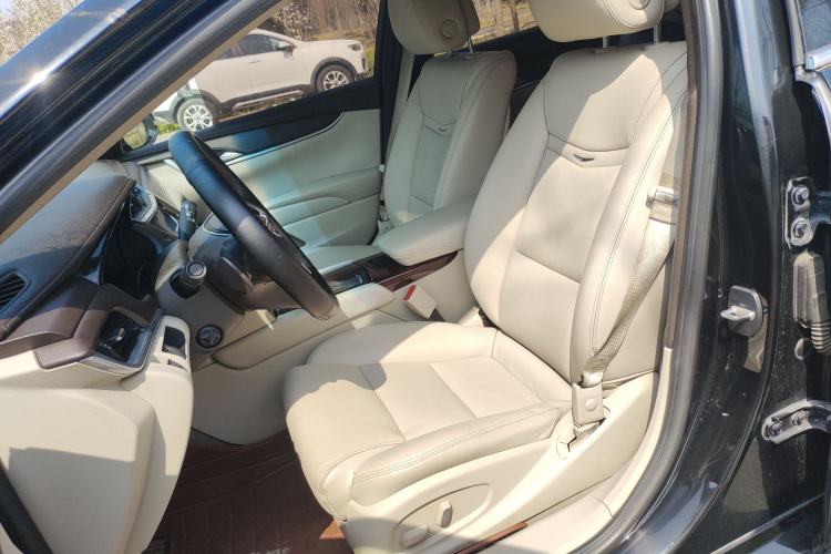 Used Cadillac XTS 2014 28T Comfort Version