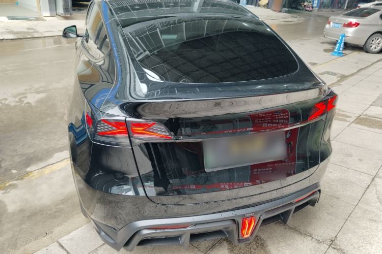 Used Tesla Model Y 2023 Rear-Wheel-Drive Version
