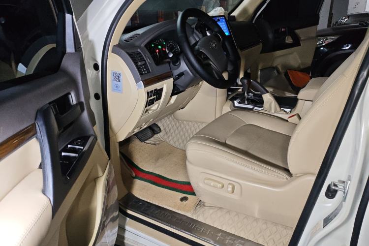 Used Toyota Land Cruiser 2016 4.0L Automatic Transmission Middle East Version
