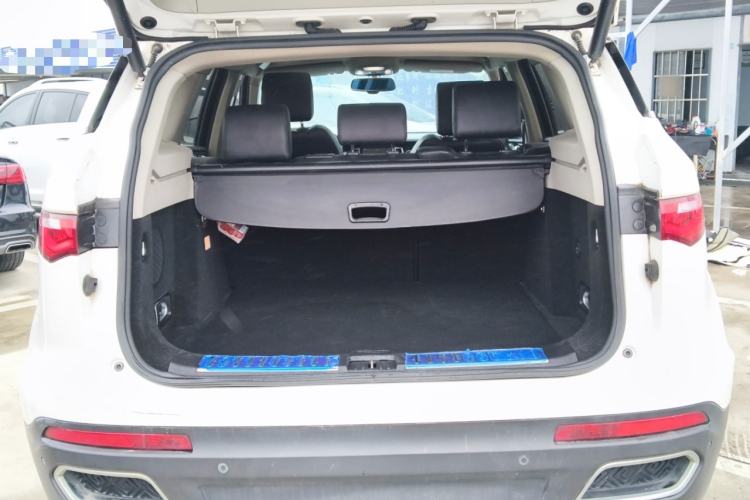 Used Zotye T700 2017 1.8T Dual-Clutch Prestige Model Trunk