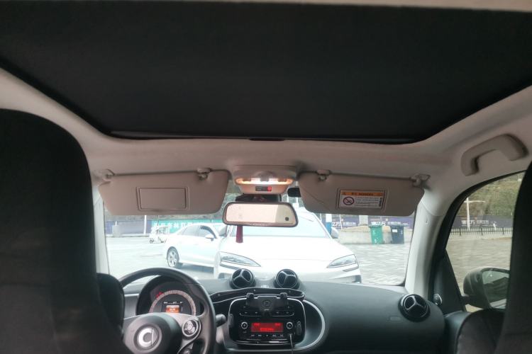 Used smart fortwo 2019 0.9T 66kW Hardtop Wind Power Edition China VI Headliner