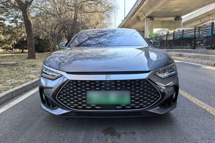 Used BYD Han 2022 DM-i 242km Flagship Model
