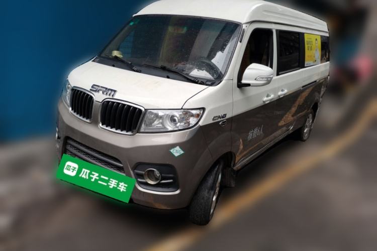 Used Jinbei New Hiace X30L CNG 2023 70L CNG Wealth Edition Coach 6/7-Seater Central Air-Conditioned Version SWCC15M