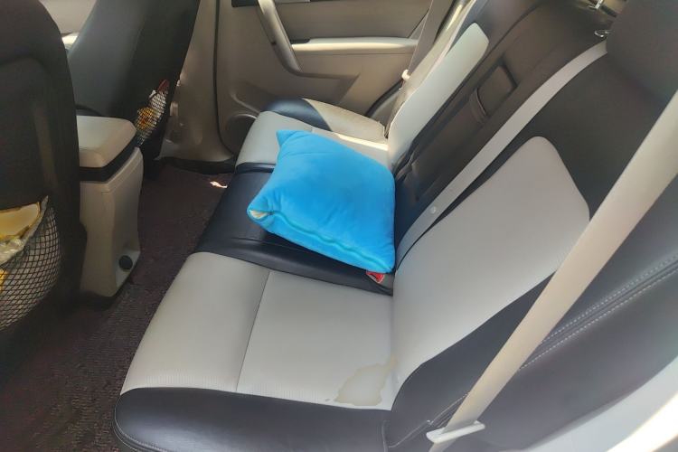 Used Chevrolet Captiva 2015 2.4L 4x4 Luxury Edition 5 Seats
